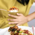 Seu estômago dói? Esses alimentos amados por todos podem ser os vilões imagem