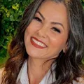 Suzana Alves surge como tiazinha após 20 anos imagem
