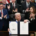 Trump encerra paralisação mais longa do governo dos EUA imagem