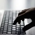 Vazamento de dados: saiba se sua conta está entre as 180 milhões imagem