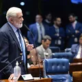 Wagner diz que votação de Messias para o STF pode ficar para 2026 imagem