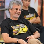 Carlinhos de Jesus atualiza fãs e celebra melhora na saúde: "Alívio" - Imagem