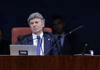 Após bate-boca, Fux abandona plenário do STF durante fala de Gilmar imagem