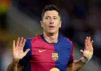 Barcelona pede a jogador do próprio time para parar de fazer gols imagem
