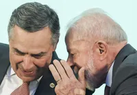 Barroso revela "dor no coração" ao votar pela prisão de Lula imagem