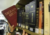 Bíblia pode ser incluída na grade curricular de escolas da Bahia imagem