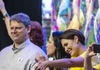 Bolsonaro declara apoio a Tarcísio, mas pede Michelle vice