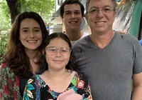 Boninho reage a críticas de Narcisa e pede respeito à família imagem