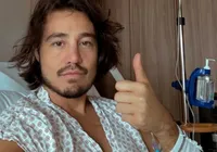 Cantor Tiago Iorc é hospitalizado às pressas imagem