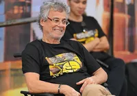 Carlinhos de Jesus atualiza fãs e celebra melhora na saúde: "Alívio" imagem