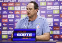 Ceni critica arbitragem e cutuca o VAR: "Atrasa o jogo"