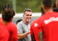 Clube da Série A renasce sob comando de ex-Vitória e atinge feito raro