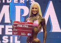 Conheça a influenciadora +18 que ganhou pro card no Mr. Olympia Brasil imagem