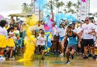 Corrida colorida faz de Salvador um verdadeiro carnaval fora de época
