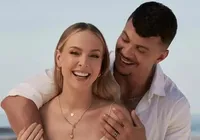 É oficial! Tata Estaniecki confirma o fim do casamento com Cocielo