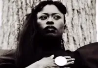 E se o povo negro não tivesse vindo em navios negreiros, mas em úteros?