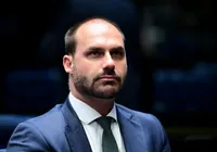 Eduardo Bolsonaro ironiza encontro Lula-Trump e fala em “derrota”