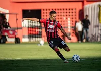 Erick revela brincadeira com Jair Ventura e comenta sobre empréstimo imagem