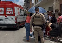 Estudante cai de micro-ônibus em movimento ao retornar para casa imagem