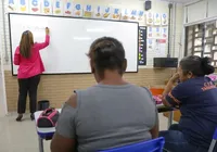 Estudantes começam a receber pagamento do Pé-de-Meia nesta segunda imagem