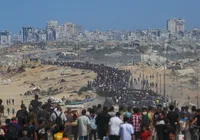 Exército israelense anuncia início do cessar-fogo em Gaza imagem