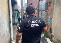 Falso policial acusado de estupro arremessou uma das vítimas de carro