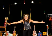 Filha homenageia o pai com peça emocionante em Salvador