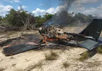 Governo destrói aeronave usada pelo garimpo ilegal em terra indígena imagem