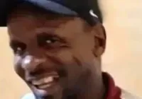 Homem é morto com 20 facadas após se perder na saída de culto imagem