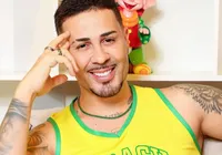 Influenciador diz que perdeu virgindade com Carlinhos Maia e expõe traição