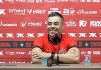 Jair Ventura celebra tabus quebrados e garante: "Estamos vivíssimos"