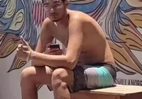 Jovem é morto a tiros enquanto cortava cabelo em barbearia na Bahia