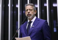 Lira rejeita maioria das emendas no projeto de isenção do IR imagem