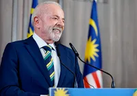 Lula e Trump trocam telefones e reforçam canal direto de negociação imagem