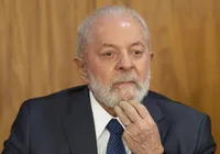 Lula festeja o fim do tarifaço e a direita se cala, esperando Tarcísio imagem