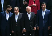 Lula pede ao mundo uma alternativa rápida às energias fósseis na COP30 imagem
