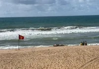 Mãe de jovem desaparecido em praia de Salvador faz desabafo imagem