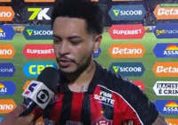 Matheuzinho explica derrota para o Corinthians: "Perdemos muitos gols"