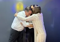 Michelle Bolsonaro fala em injustiça ao parabenizar filha