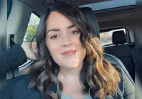 Mulher acorda com o rosto deformado e descobre câncer raro