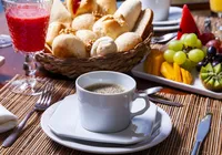 O que comer no café da manhã para evitar infarto e AVC