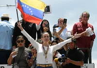 Opositora de Maduro na Venezuela ganha o Prêmio Nobel da Paz imagem