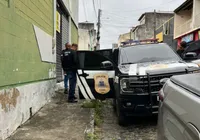 Pai é preso suspeito de atirar sete vezes em filho adolescente