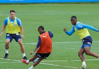 Peça-chave treina com o grupo e empolga o Bahia antes do São Paulo
