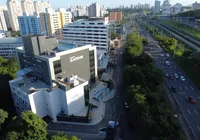 Princípio de incêndio é registrado em faculdade de Salvador imagem
