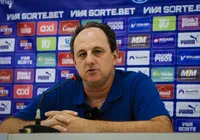 Rogério Ceni: "Arbitragem desastrosa é padrão em alguns lugares" imagem