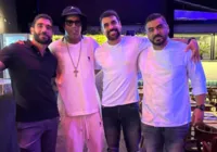 Ronaldinho Gaúcho faz "rolê aleatório" em restaurante de Salvador