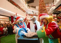 Show natalino com Patati Patatá atrasa e causa caos no Parque Shopping