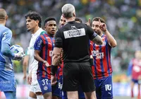 Súmula de Daronco aponta más condições do gramado da Arena Fonte Nova