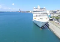 Temporada de cruzeiros em Salvador inicia com navio de luxo